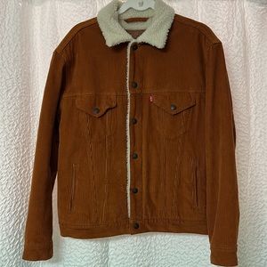 LEVI’s Men’s Trucker Jacket